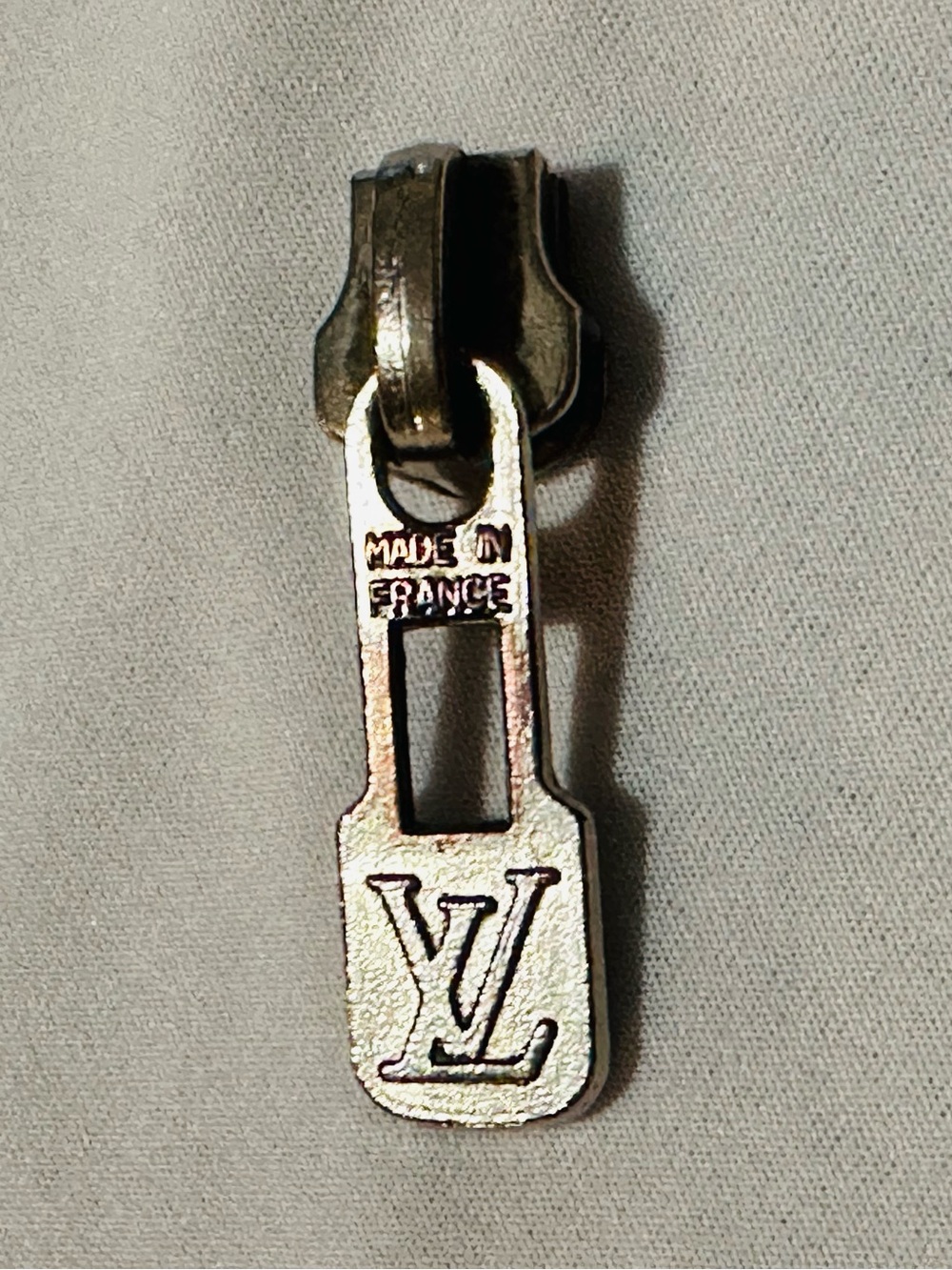 Authentic Louis Vuitton Silver Zipper Pull & Slider Replacement Part | France